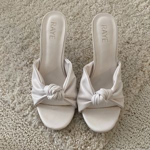 RAYE White Knot Heel Size 9